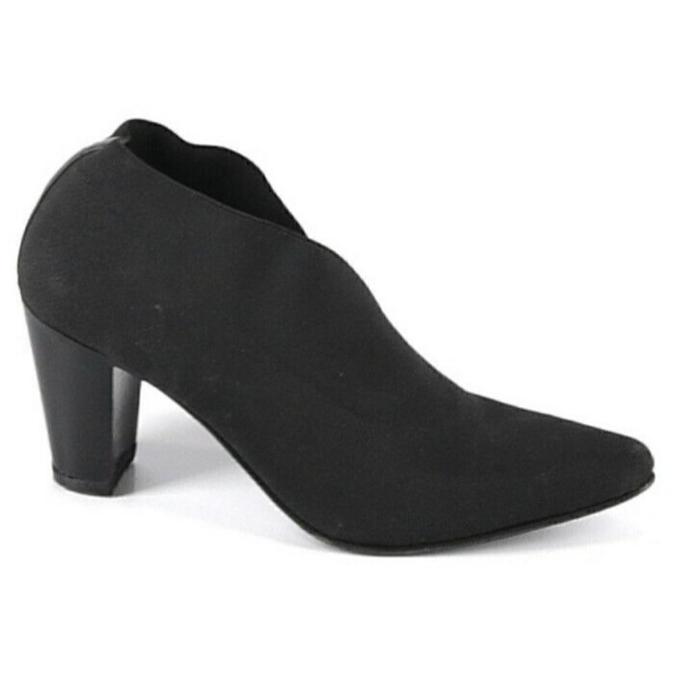 Stuart Weitzman Black Chunky Heel Slip On Sz‎ 6